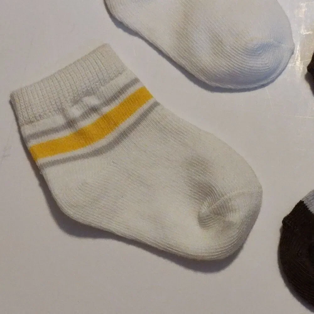 2 Pack Carter's Baby Newborn Infant Multicolored Striped & Camouflage Socks Roar
